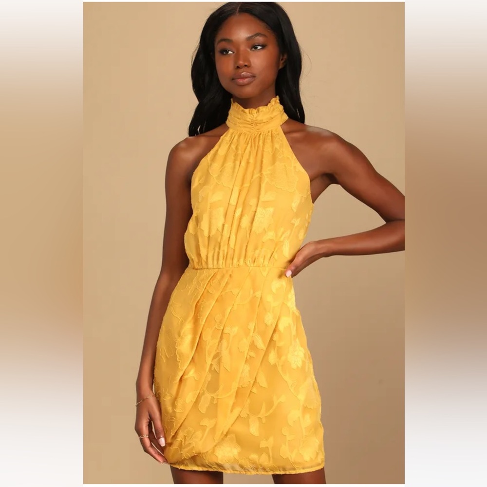 Lulu’s Yellow Dress